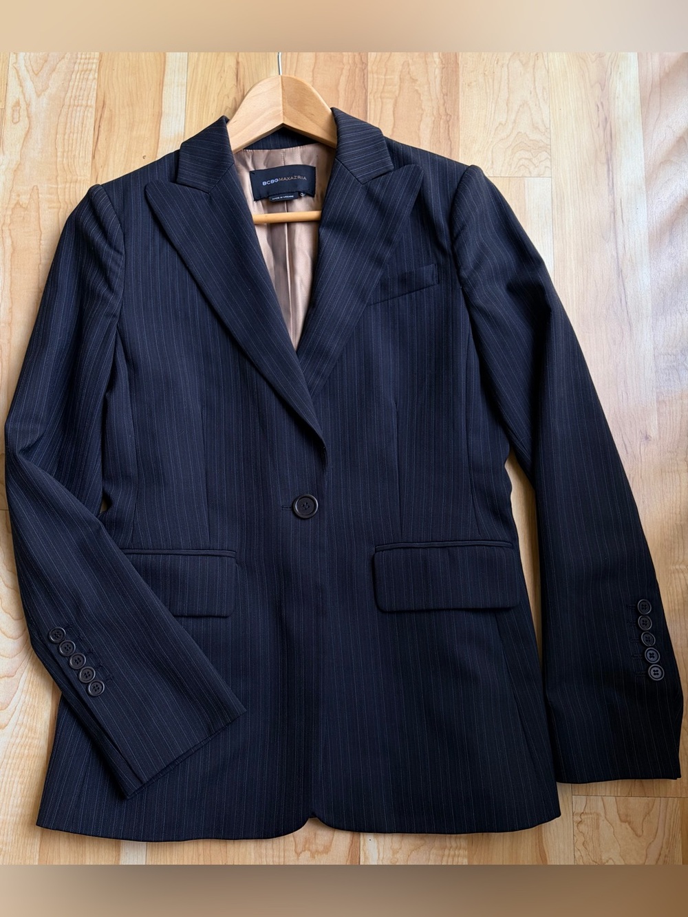 Bcbgmaxazria pinstripe jacket blazer size 2 black gray brown